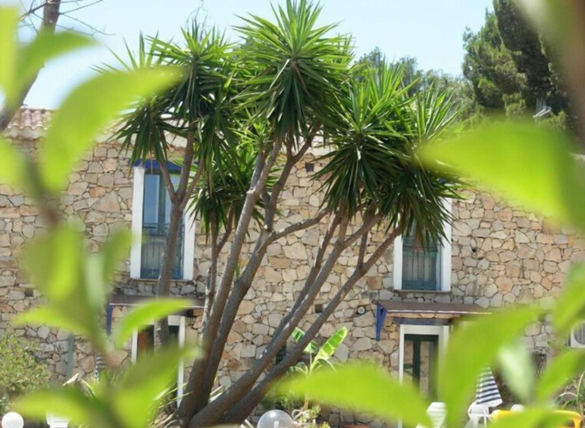 Villa El Minero Gonnesa Luaran gambar
